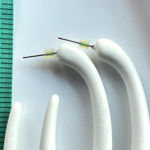 Geometric Dangle Earrings - Picture 4 of 5